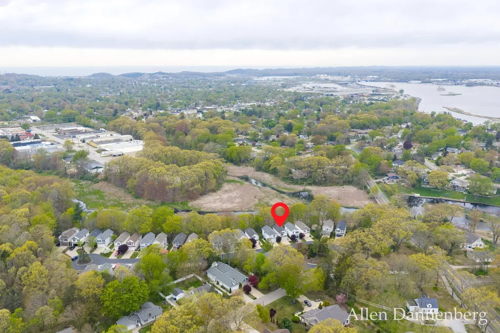 845 Bluff Creek Drive Grand Haven City MI 49417