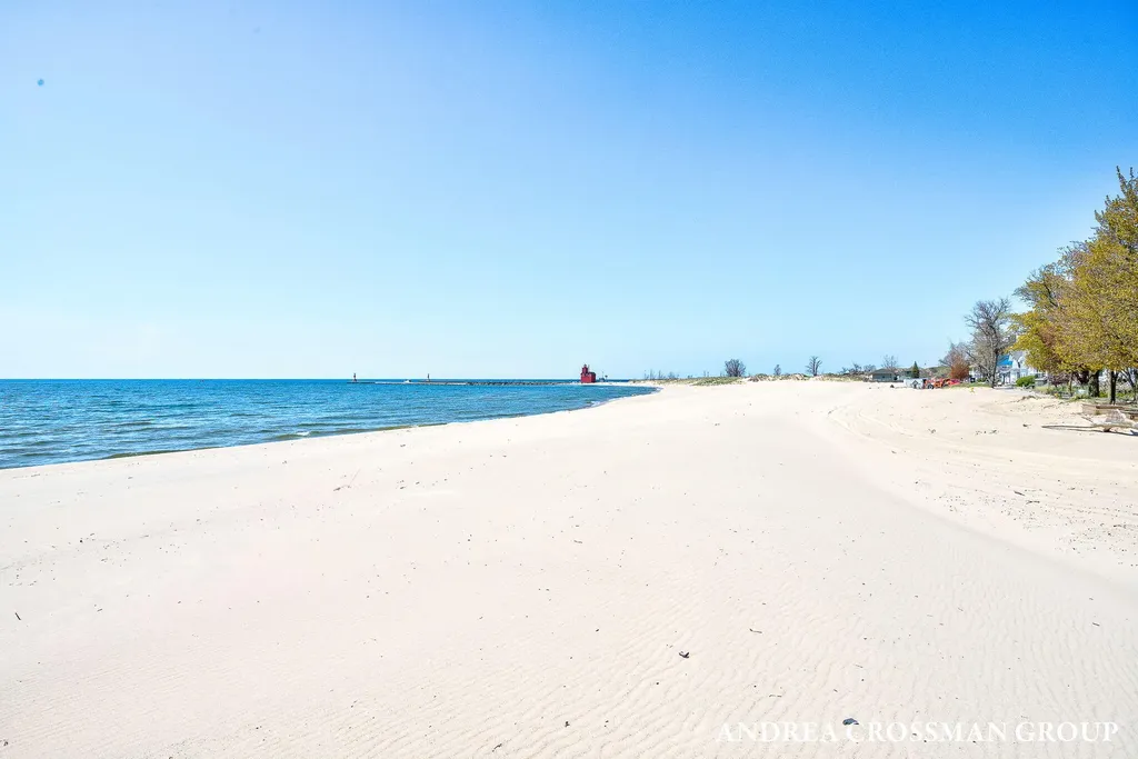 2378 Sunset Walk Park Township MI 49434