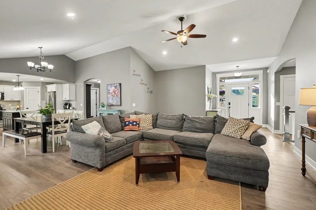 6587 Alward Drive Georgetown Charter Township MI 49426