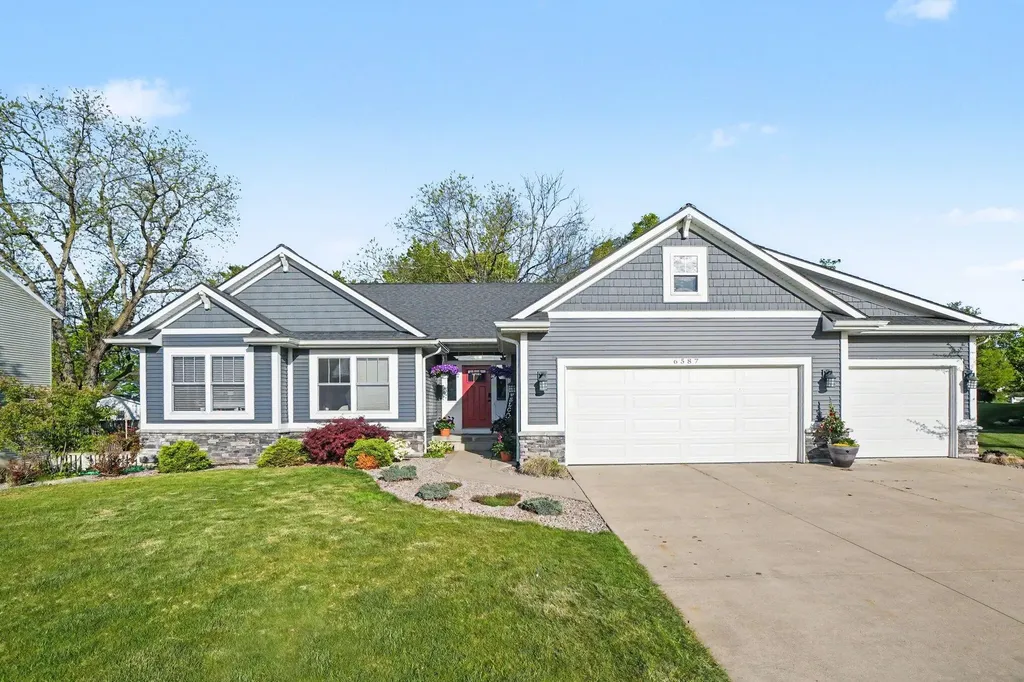 6587 Alward Drive Georgetown Charter Township MI 49426