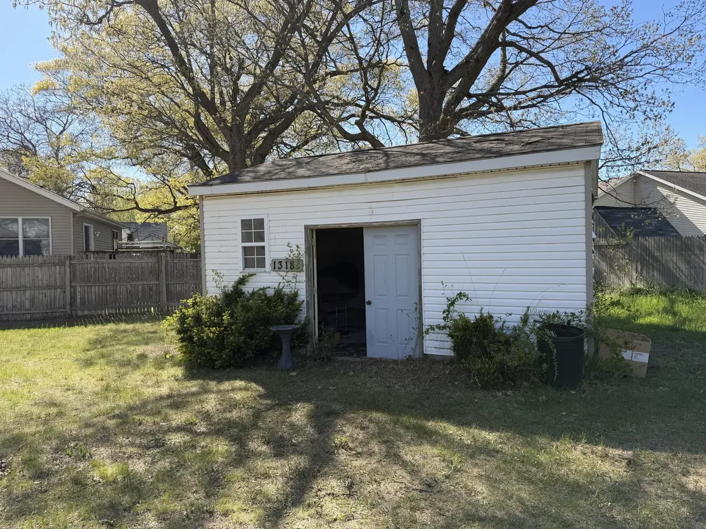 1318 Morgan Avenue Muskegon City MI 49442