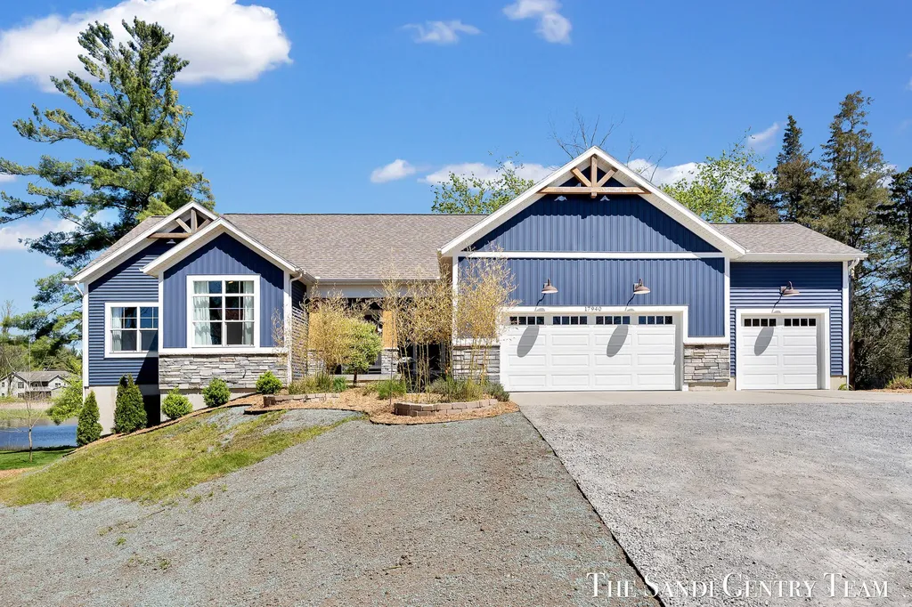 17940 Cove Street Ferrysburg City MI 49456