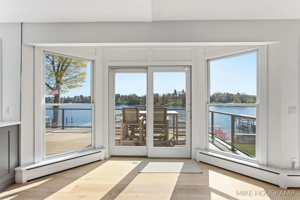 15945 Orchard Point Drive Spring Lake Township MI 49456
