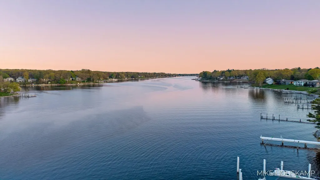 15945 Orchard Point Drive Spring Lake Township MI 49456