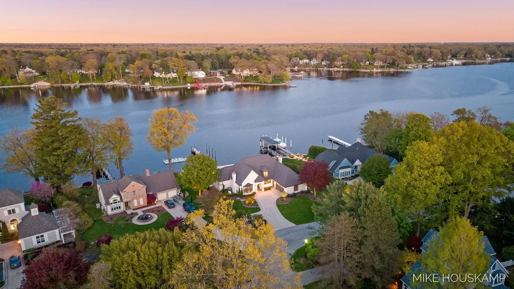 15945 Orchard Point Drive Spring Lake Township MI 49456