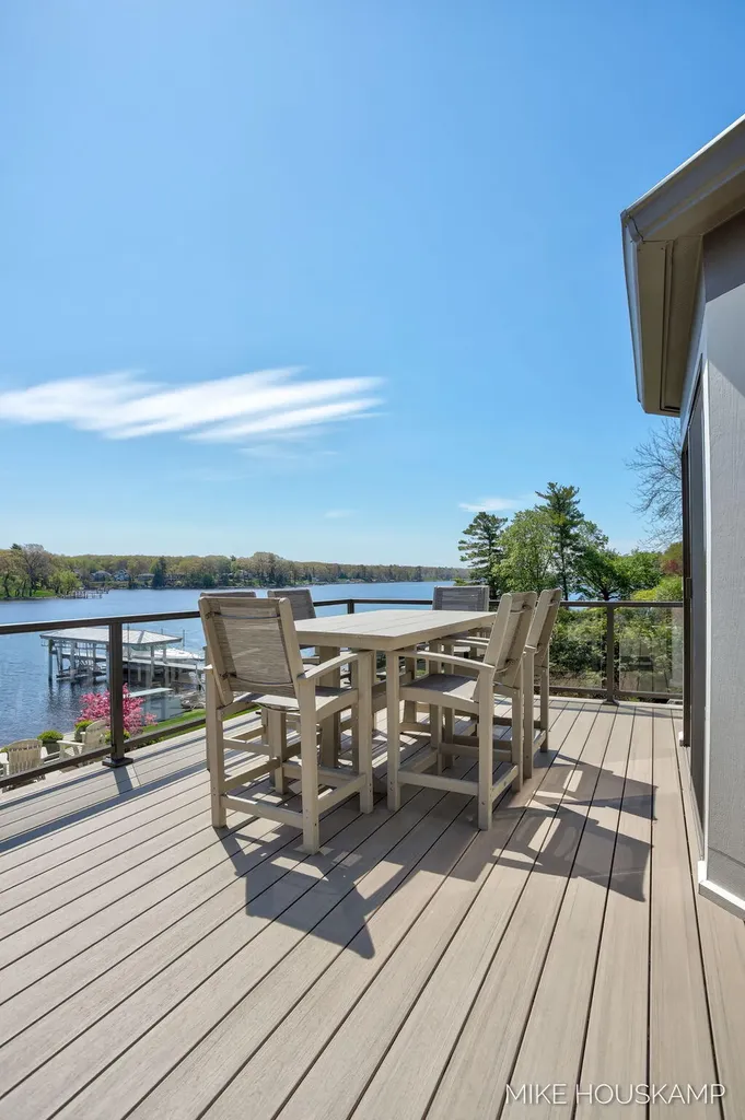 15945 Orchard Point Drive Spring Lake Township MI 49456