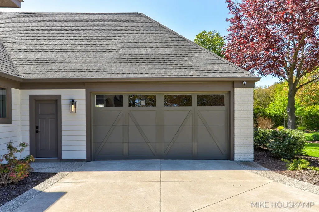 15945 Orchard Point Drive Spring Lake Township MI 49456