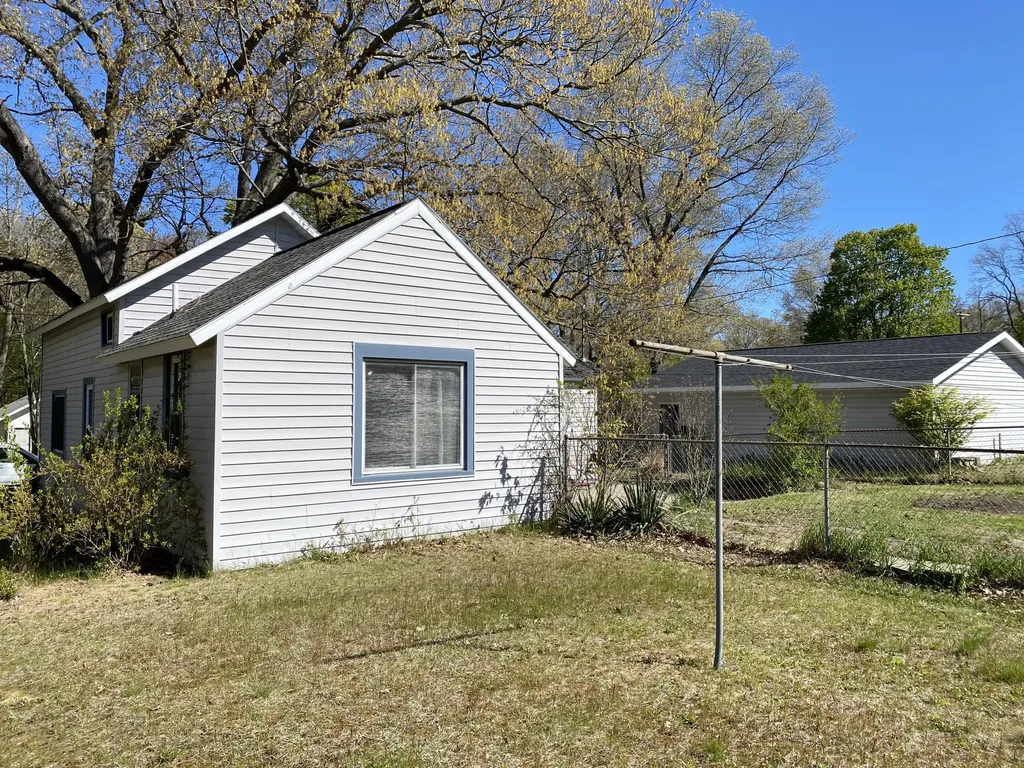 7942 Hill Street Montague City MI 49437