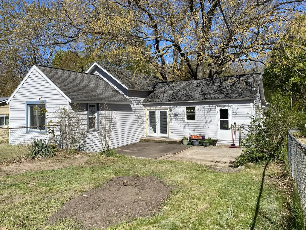 7942 Hill Street Montague City MI 49437