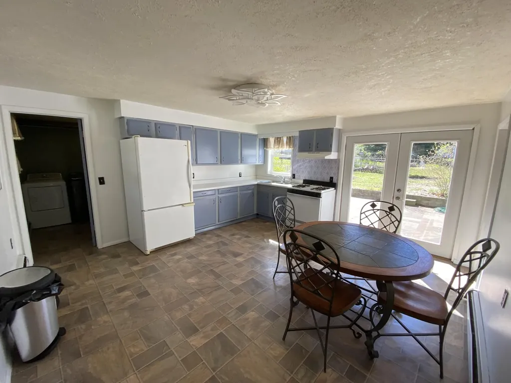 7942 Hill Street Montague City MI 49437