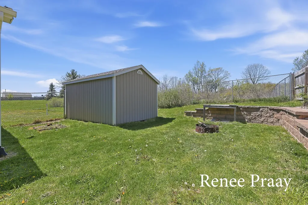 13241 Wabasis NE Spencer Township MI 49319