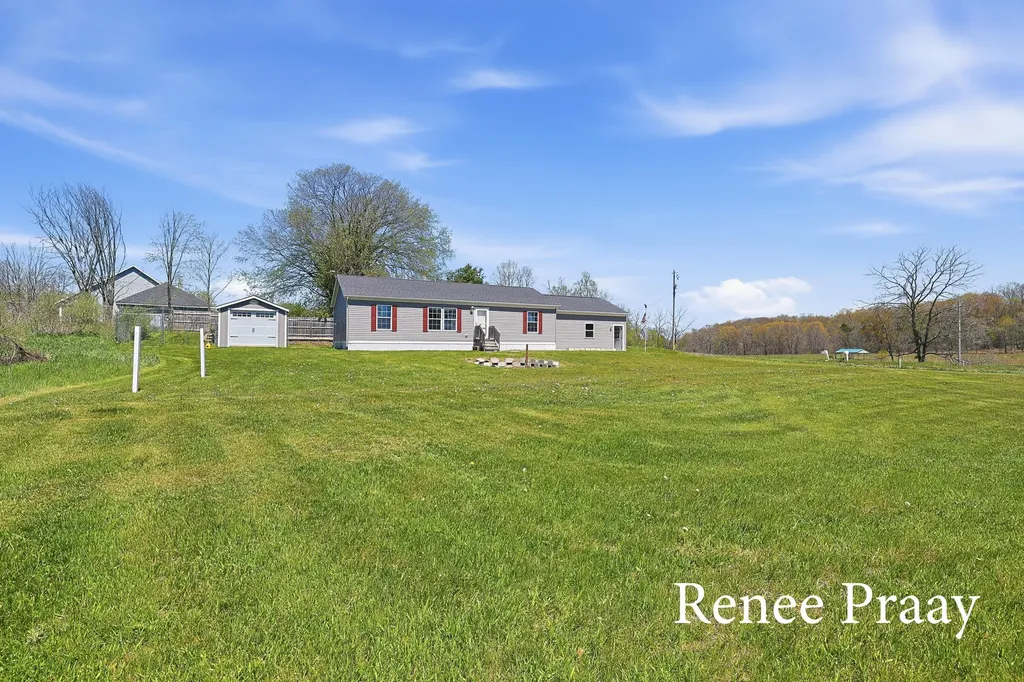 13241 Wabasis NE Spencer Township MI 49319