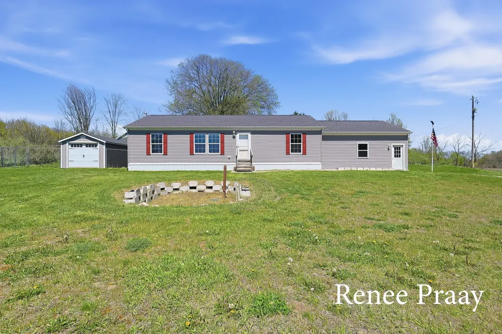 13241 Wabasis NE Spencer Township MI 49319