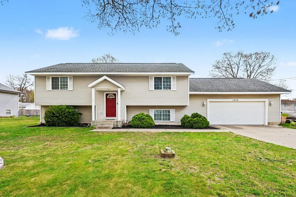 1270 Holiday Street Egelston Township MI 49442
