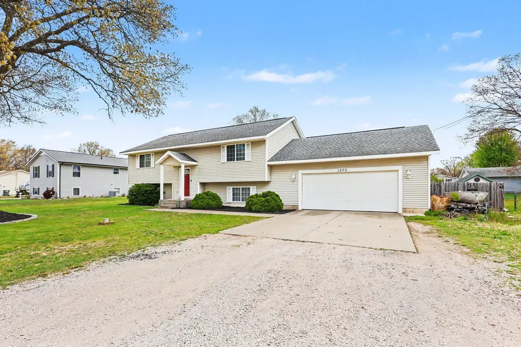 1270 Holiday Street Egelston Township MI 49442