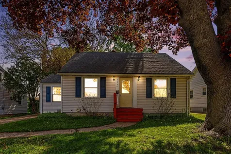 1636 Delwood Avenue SW Wyoming City MI 49509