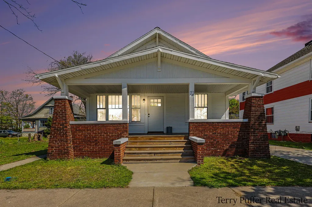 72 E Grand Avenue Muskegon City MI 49442
