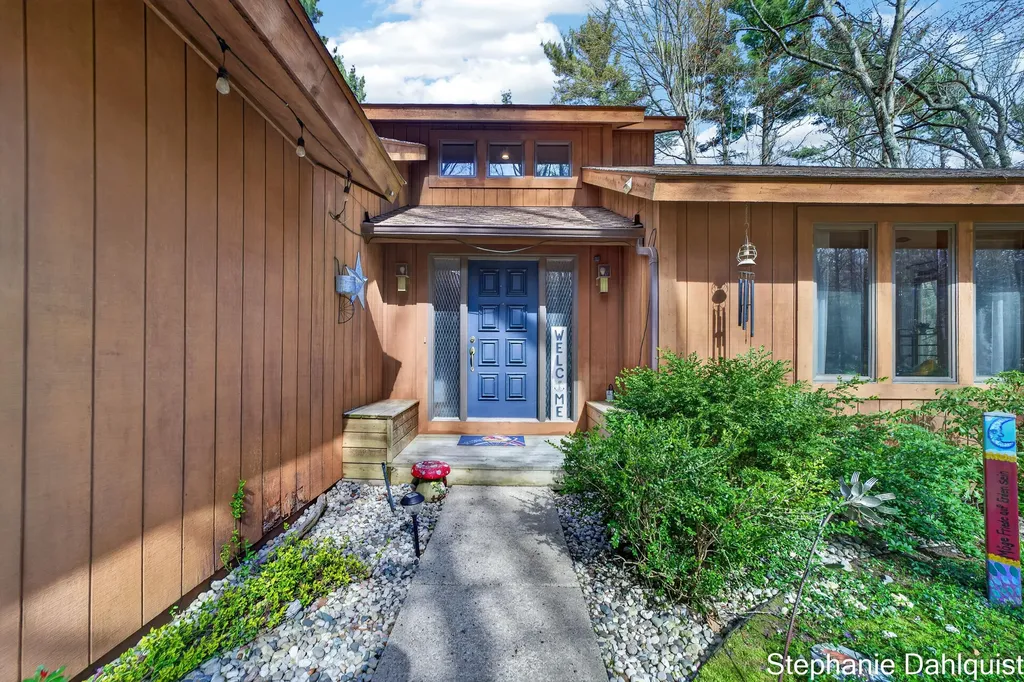 848 Scenic Drive Laketon Township MI 49445