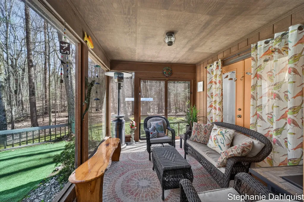848 Scenic Drive Laketon Township MI 49445