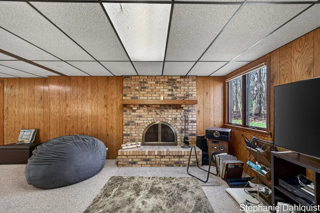 848 Scenic Drive Laketon Township MI 49445