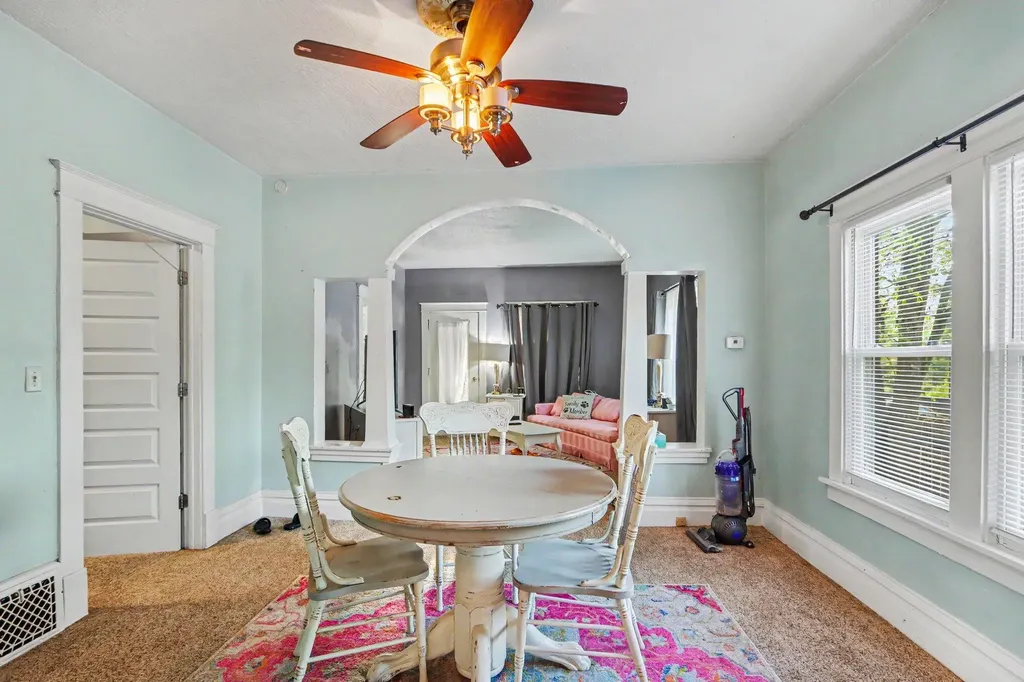 521 Gayle Avenue Kalamazoo Charter Township MI 49048