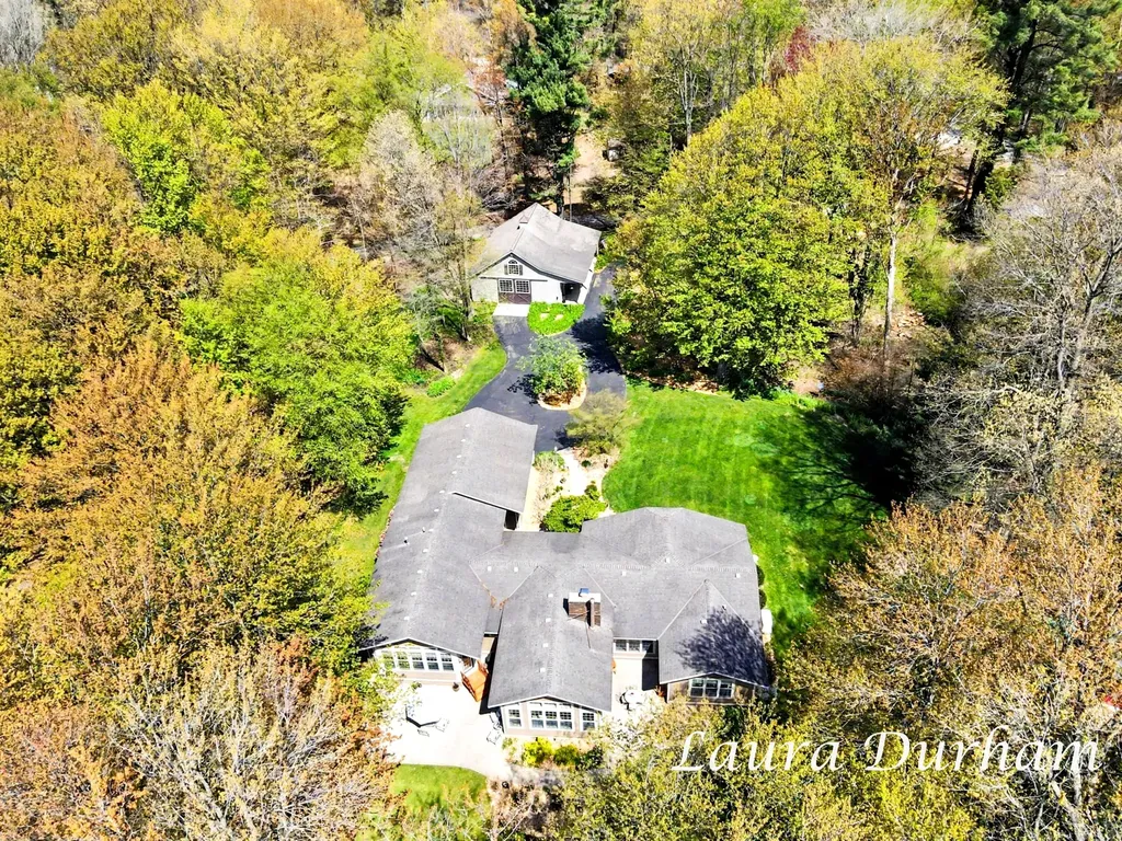 3636 Vienna Stras Street Laketown Township MI 49423
