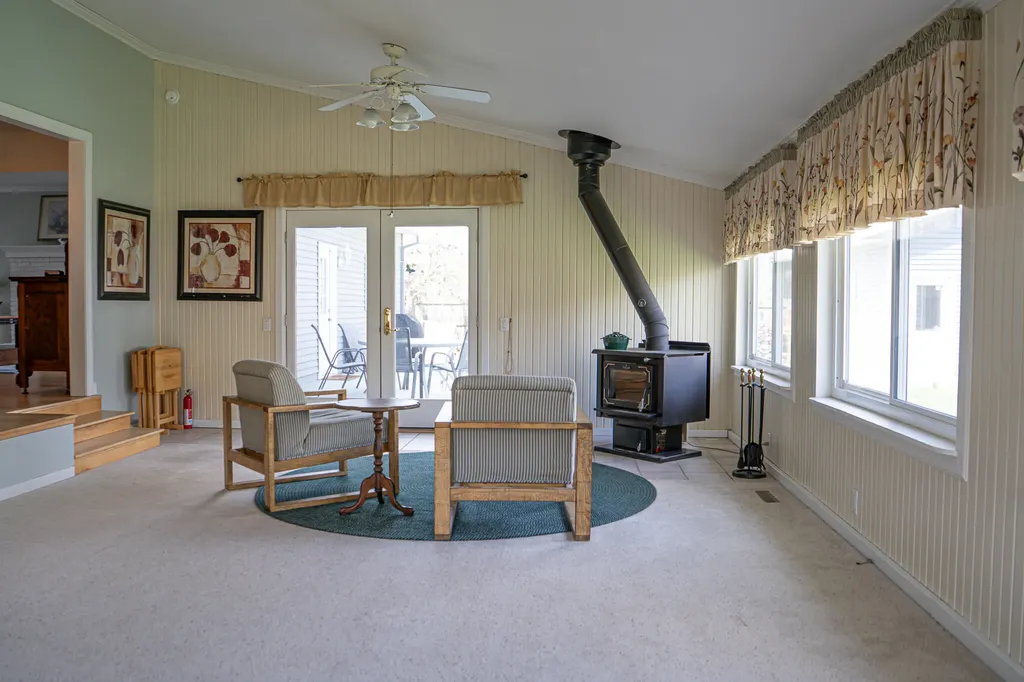 1086 Ivanhoe Drive Laketon Township MI 49445
