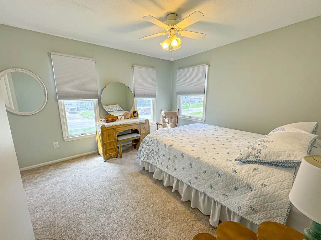 1086 Ivanhoe Drive Laketon Township MI 49445