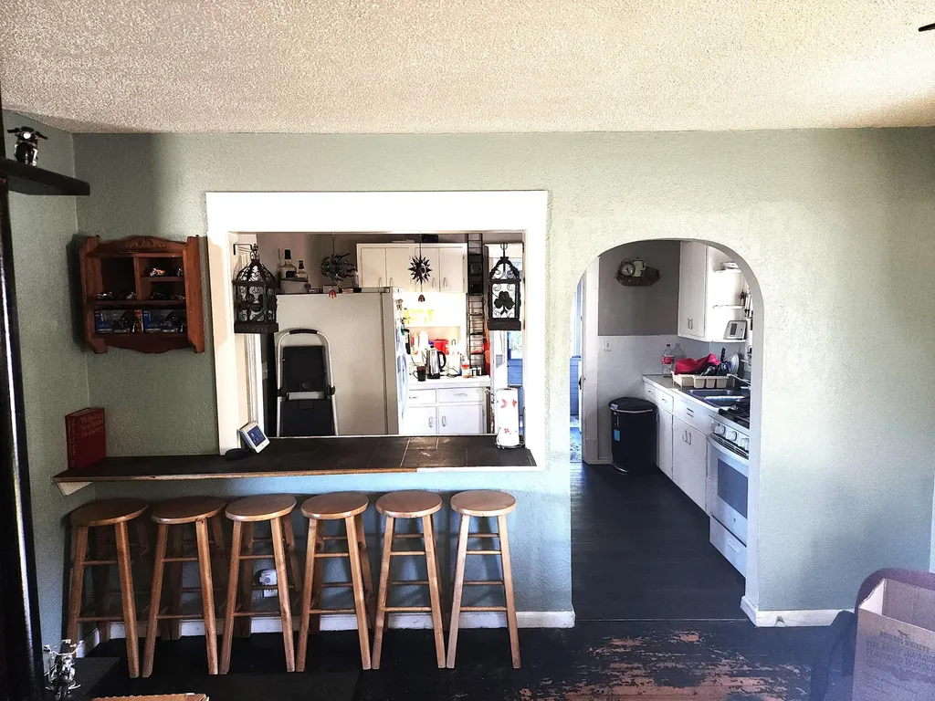 1616 S Getty Street Muskegon City MI 49442