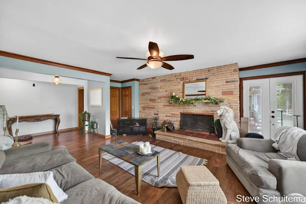 3109 S Bluff Court Hudsonville City MI 49426