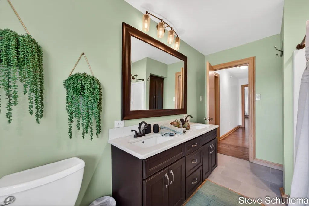 3109 S Bluff Court Hudsonville City MI 49426