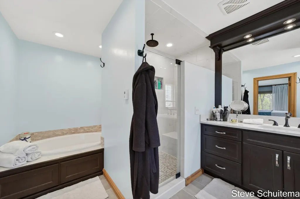 3109 S Bluff Court Hudsonville City MI 49426