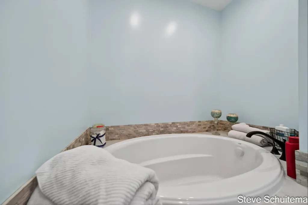 3109 S Bluff Court Hudsonville City MI 49426