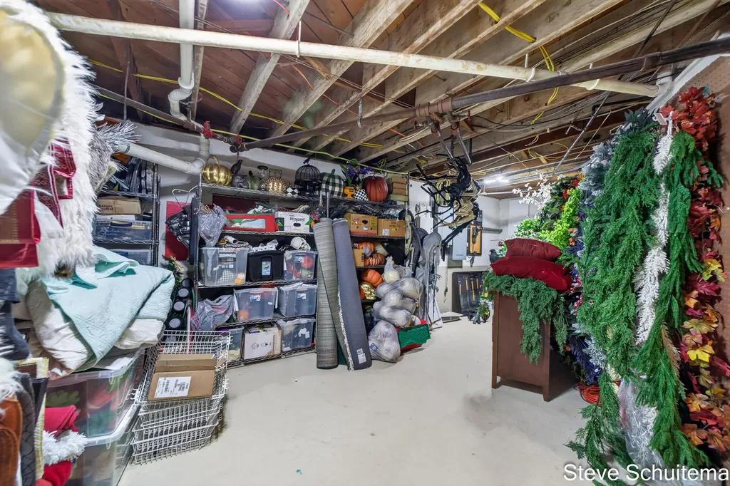3109 S Bluff Court Hudsonville City MI 49426
