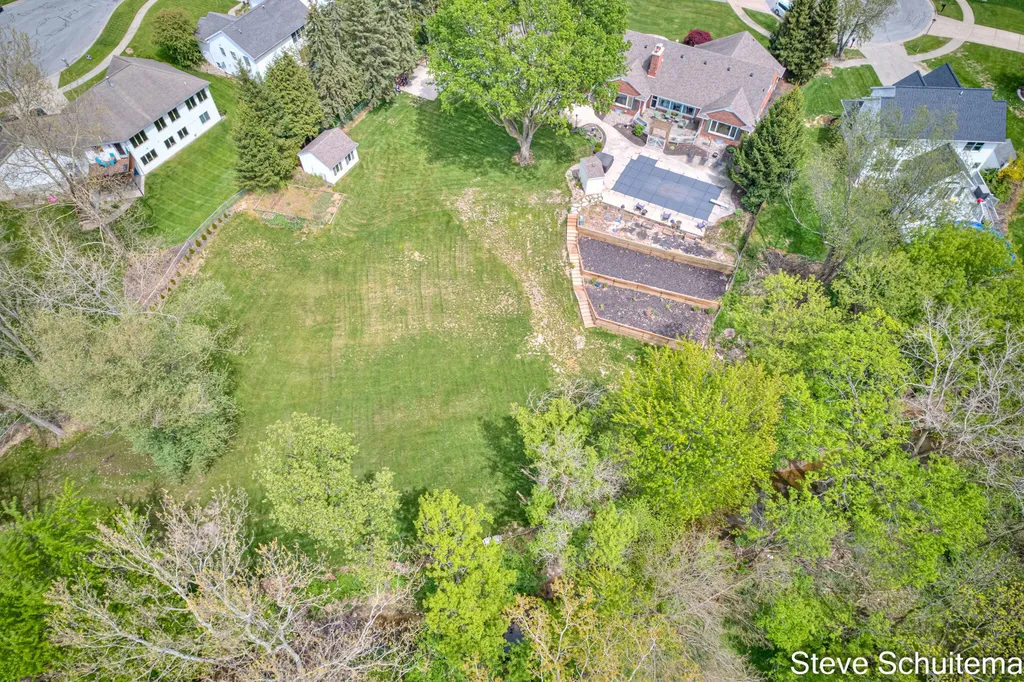 3109 S Bluff Court Hudsonville City MI 49426