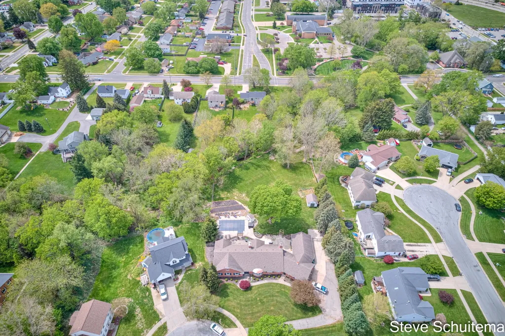 3109 S Bluff Court Hudsonville City MI 49426