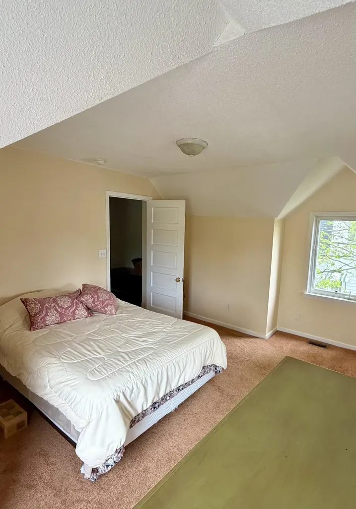 537 W Main Street Fennville City MI 49408