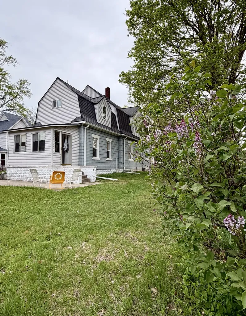 537 W Main Street Fennville City MI 49408