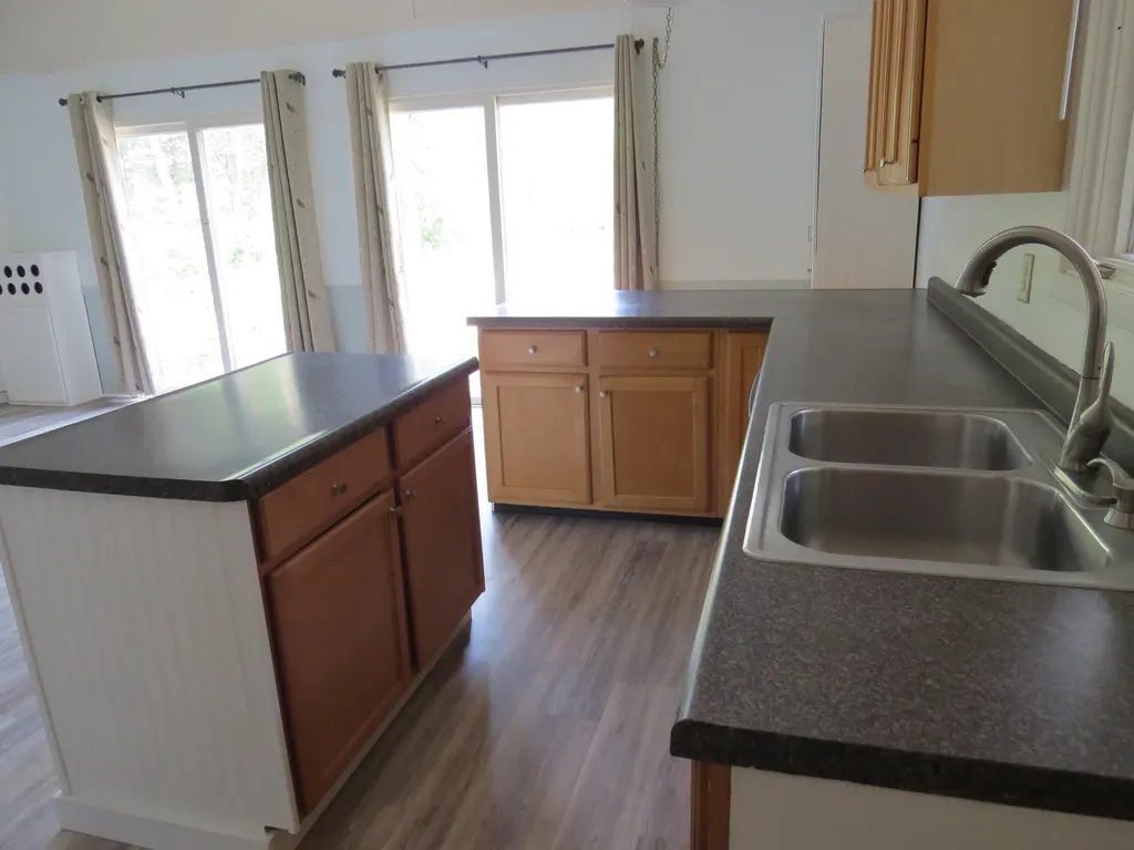 1812 Tomahawk Trail Valley Township MI 49010