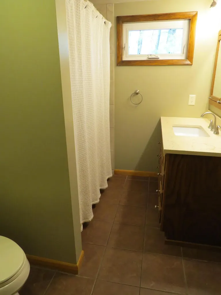 1812 Tomahawk Trail Valley Township MI 49010
