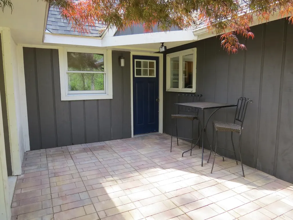 1812 Tomahawk Trail Valley Township MI 49010