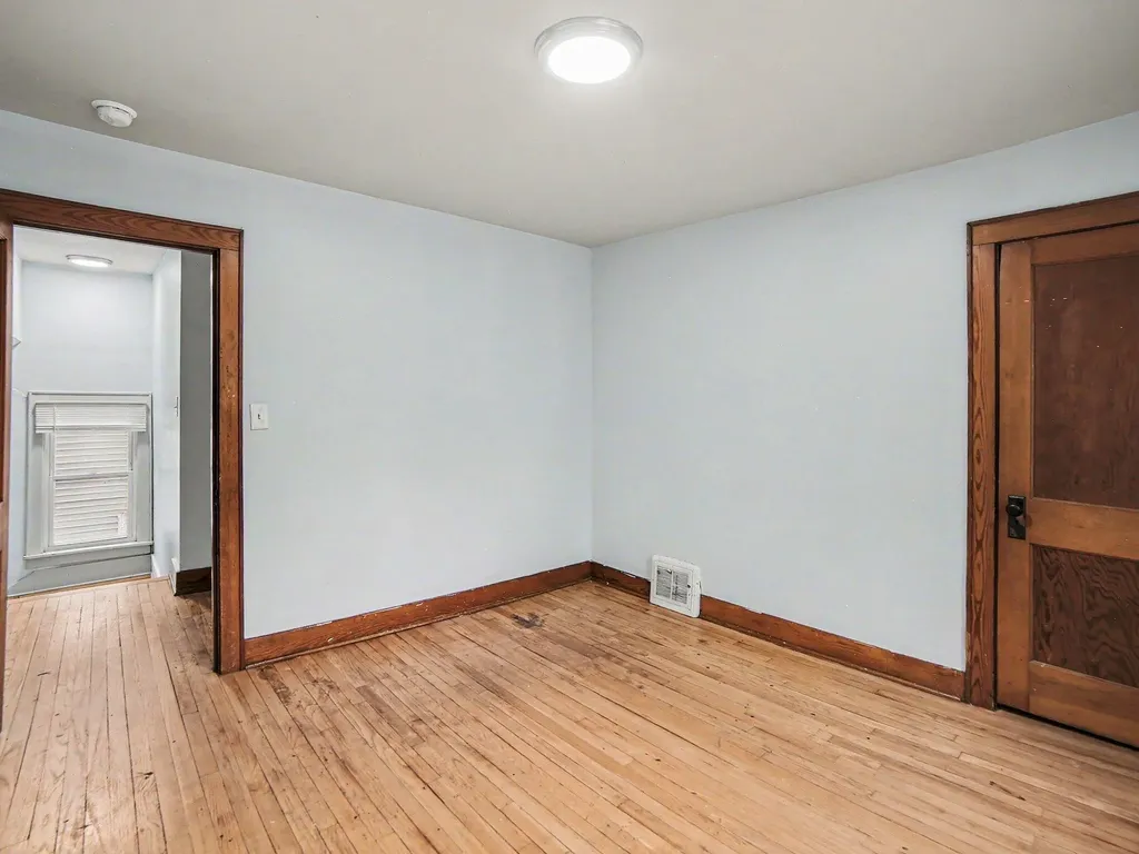 324 Merrill Avenue Muskegon City MI 49441