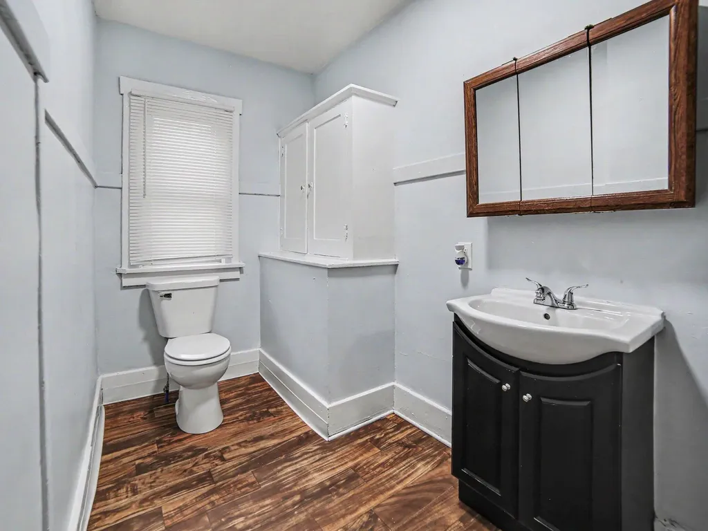 324 Merrill Avenue Muskegon City MI 49441