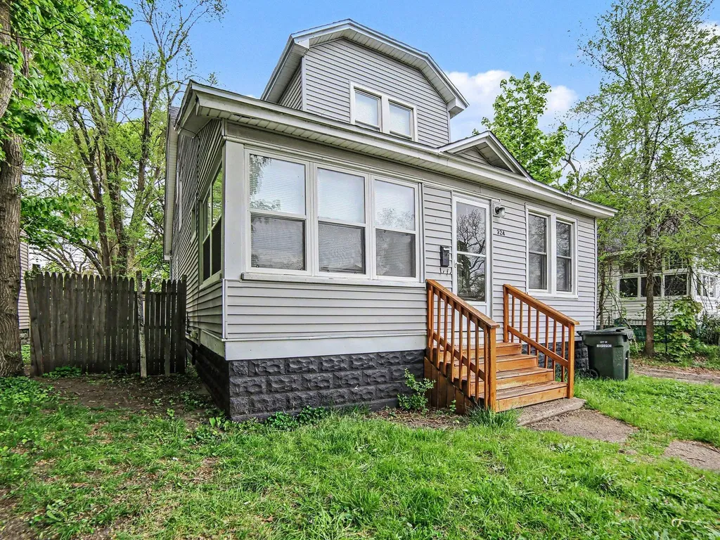 324 Merrill Avenue Muskegon City MI 49441