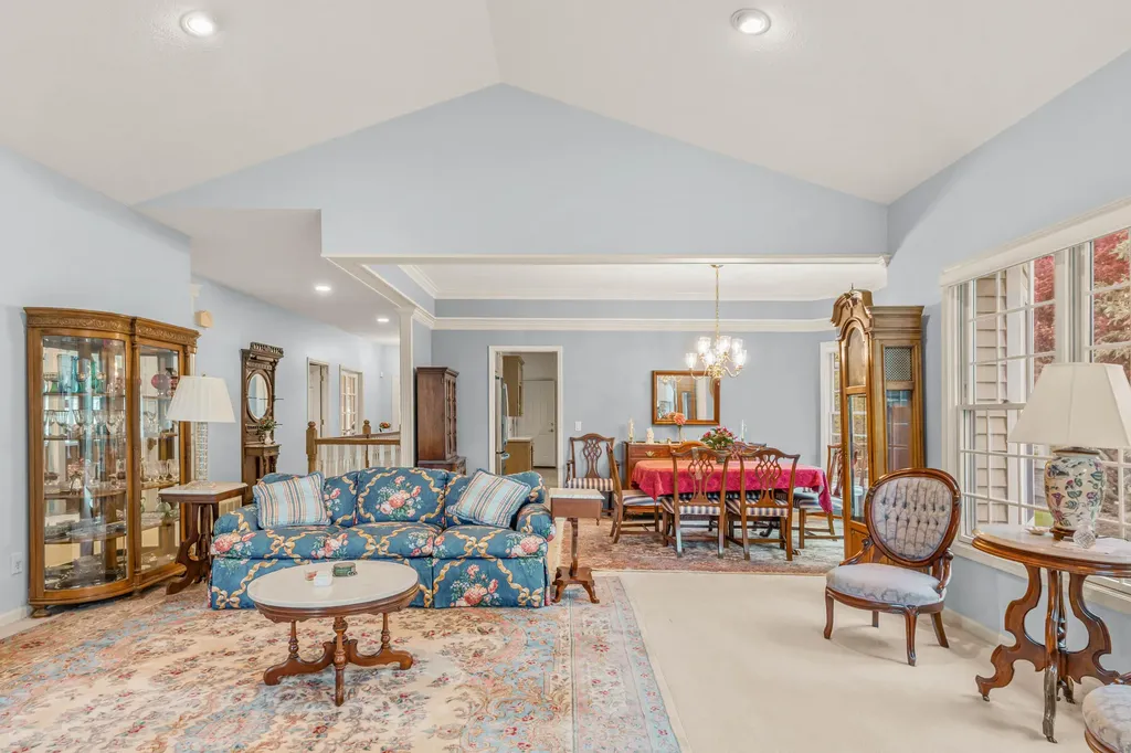 2166 Lamberton Creek Lane NE Grand Rapids City MI 49505