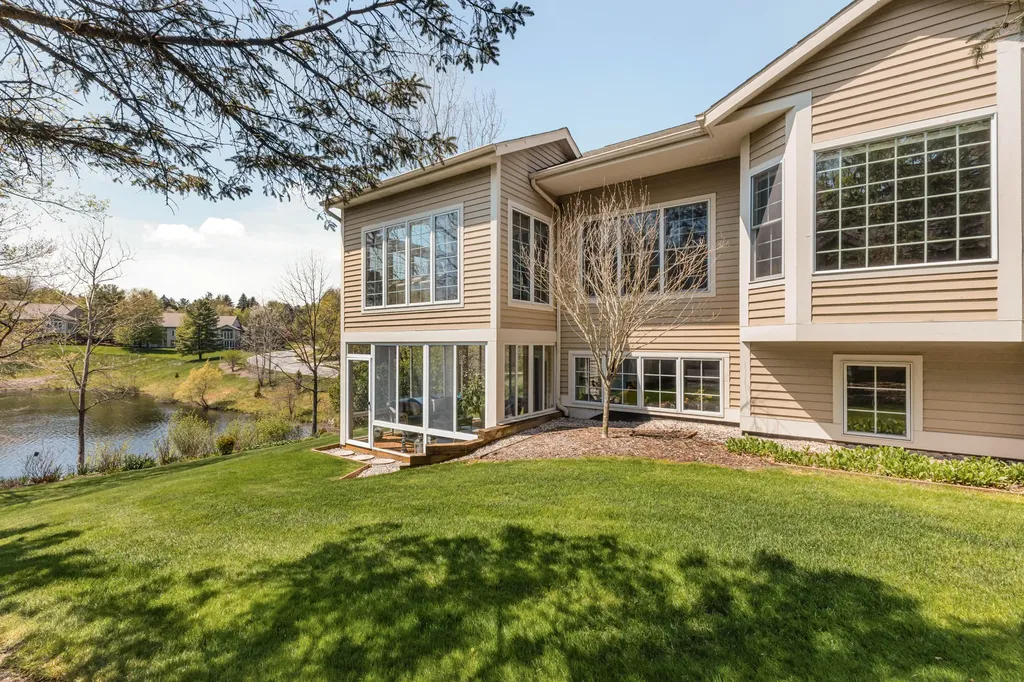 2166 Lamberton Creek Lane NE Grand Rapids City MI 49505