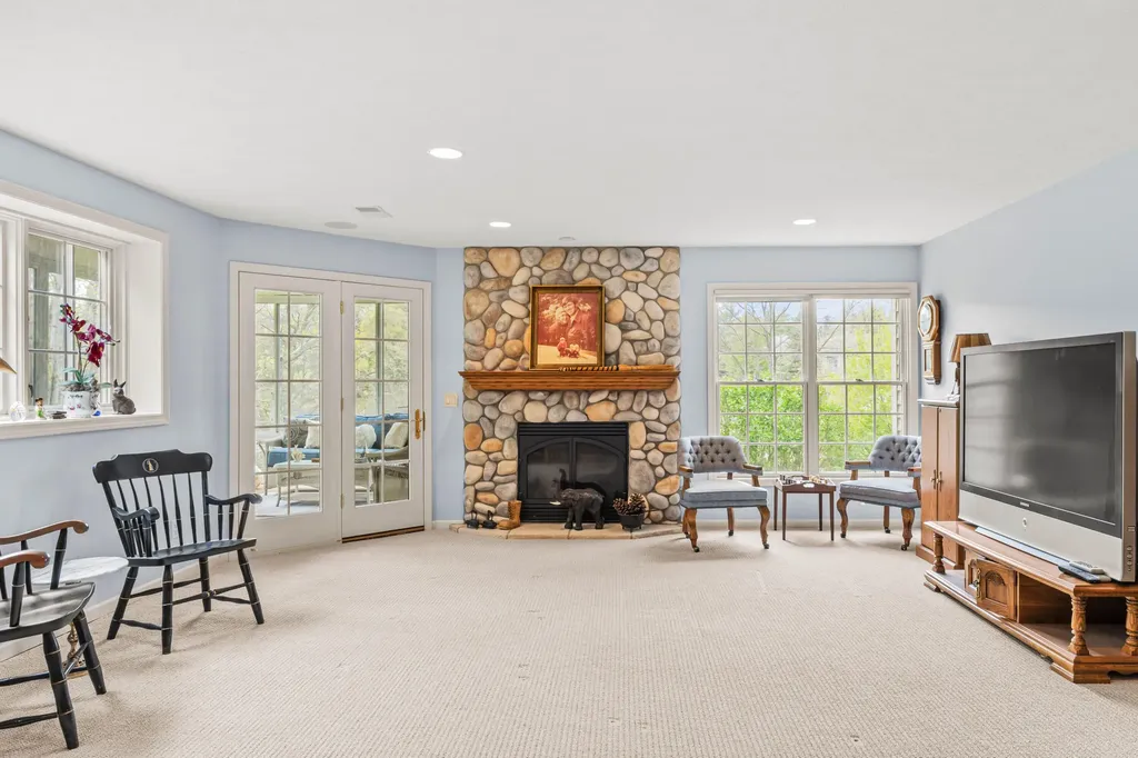 2166 Lamberton Creek Lane NE Grand Rapids City MI 49505