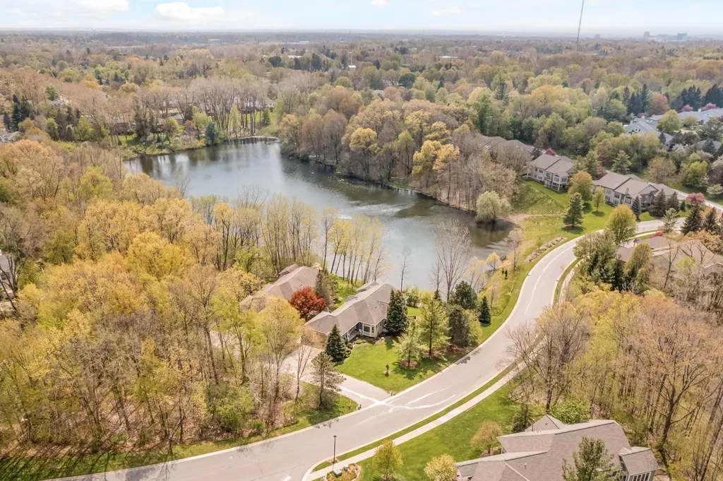 2166 Lamberton Creek Lane NE Grand Rapids City MI 49505