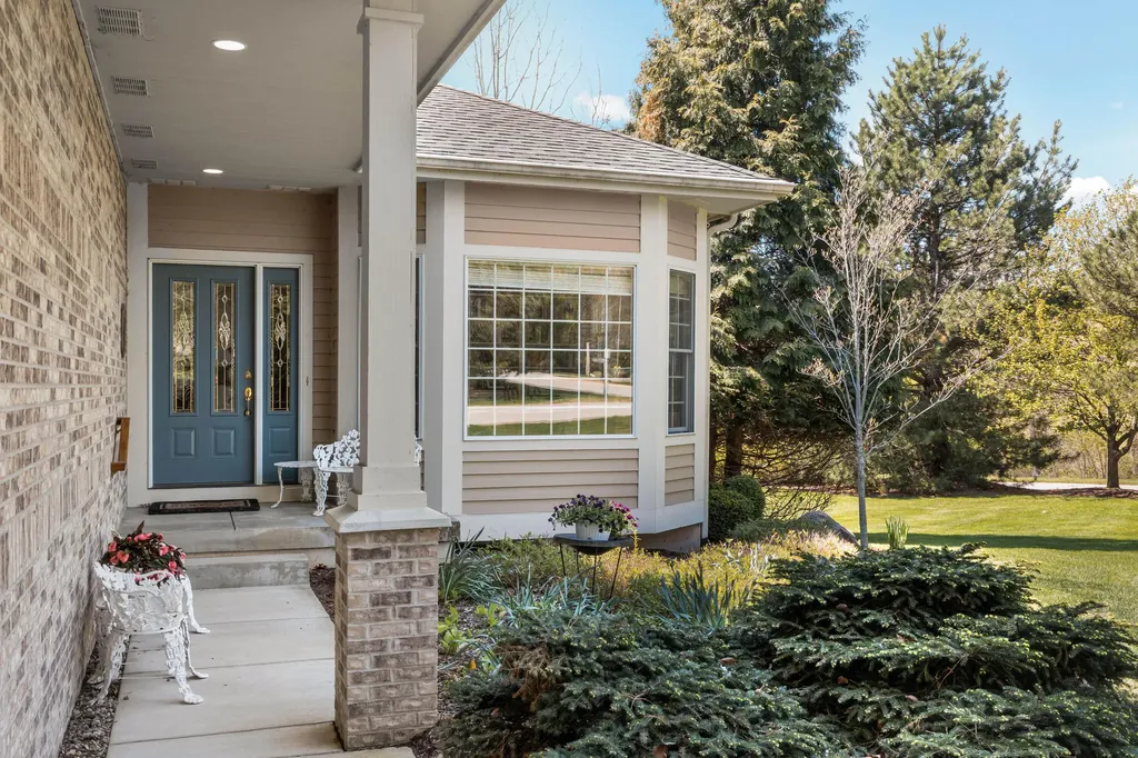 2166 Lamberton Creek Lane NE Grand Rapids City MI 49505