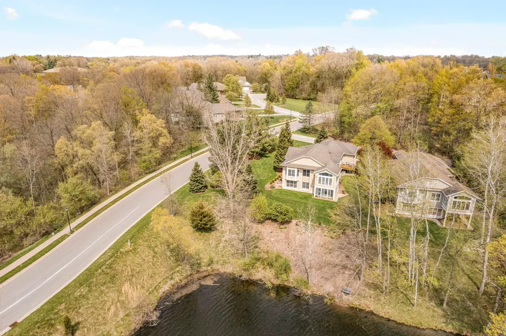 2166 Lamberton Creek Lane NE Grand Rapids City MI 49505